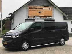 Zwart (metallic) Gebruikt 2015 Opel Vivaro Van | € 7.600 (Duur)