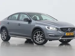 Grijs Gebruikt 2016 Volvo S60 CC Summum Sedan | € 11.800