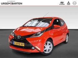 Oranje Gebruikt 2016 Toyota Aygo X-cite Hatchback | € 7.430 (Eerlijke prijs)