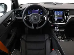 Zilver Gebruikt 2024 Volvo S60 Sedan | € 53.890 (Iets duurder)