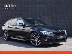 Zwart Gebruikt 2018 BMW 320 M Sport Stationwagen | € 23.495 (Eerlijke prijs)
