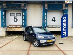 Blauw Gebruikt 2013 VW cross up! Hatchback | € 7.799 (Eerlijke prijs)