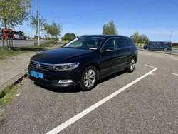 Zwart Gebruikt 2018 VW Passat Stationwagen | € 10.000 (Duur)