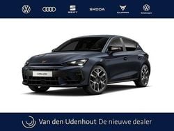 Blauw Nieuw 2025 Cupra Leon VZ Hatchback | € 50.072 (Super prijs)