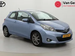Blauw Gebruikt 2012 Toyota Yaris Premium Hatchback | € 10.999 (Iets duurder)