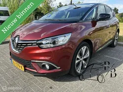 Rood Gebruikt 2017 Renault Scénic IV Intens MPV | € 9.999