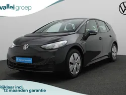 Grijs Gebruikt 2022 VW ID.3 Pure Hatchback | € 20.450 (Eerlijke prijs)