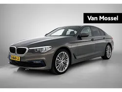 Bruin Gebruikt 2020 BMW 530 Executive Sedan | € 34.940 (Eerlijke prijs)