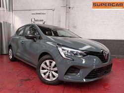 Grijs Gebruikt 2020 Renault Clio V Life Sedan | € 11.490
