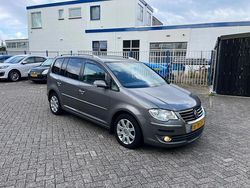 Grijs Gebruikt 2007 VW Touran Highline MPV | € 4.450 (Iets duurder)
