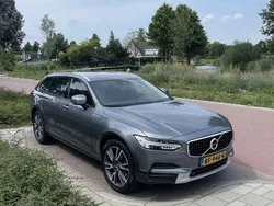 Grijs Gebruikt 2017 Volvo V90 CC Stationwagen | € 21.995