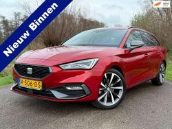 Rood (metallic) Gebruikt 2022 Seat Leon FR Stationwagen | € 22.950 (Eerlijke prijs)