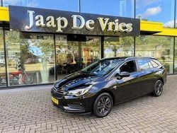 Zwart Gebruikt 2019 Opel Astra Edition Stationwagen | € 12.750 (Iets duurder)