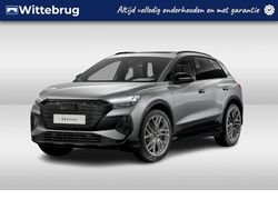 Grijs Gebruikt 2025 Audi Q4 e-tron Comfort SUV | € 54.950