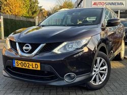 Zwart (metallic) Gebruikt 2016 Nissan Qashqai N-Vision SUV | € 13.750 (Goede deal)
