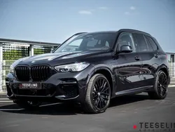Zwart Gebruikt 2022 BMW X5 Executive SUV | € 68.950 (Eerlijke prijs)