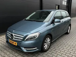 Blauw Gebruikt 2012 Mercedes B180 MPV | € 6.950 (Duur)