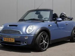Blauw, metallic lak Gebruikt 2005 Mini Cooper Cabriolet Chili Cabriolet | € 3.450 (Goede deal)