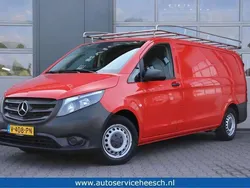 Rood Gebruikt 2018 Mercedes Vito MPV | € 13.750 (Super prijs)