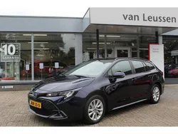 Blauw Gebruikt 2023 Toyota Corolla Stationwagen | € 26.400 (Goede deal)