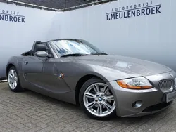 Grijs, metallic lak Gebruikt 2004 BMW Z4 Cabriolet | € 19.950 (Duur)