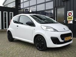 Wit Gebruikt 2012 Peugeot 107 Access Hatchback | € 3.999 (Eerlijke prijs)