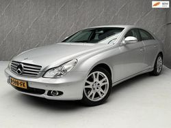 Grijs Gebruikt 2004 Mercedes CLS350 Sedan | € 6.950 (Eerlijke prijs)