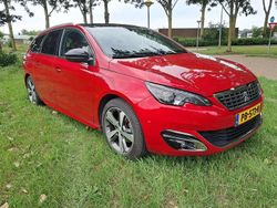 Rood Gebruikt 2017 Peugeot 308 GT-line Stationwagen | € 7.000 (Eerlijke prijs)