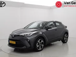 Grijs Gebruikt 2023 Toyota C-HR SUV | € 27.999 (Eerlijke prijs)