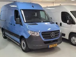 Blauw Gebruikt 2018 Mercedes Sprinter Van | € 15.500 (Goede deal)