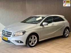 Grijs Gebruikt 2013 Mercedes A180 Hatchback | € 14.995 (Eerlijke prijs)