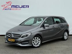 Grijs Gebruikt 2018 Mercedes B180 Ambition MPV | € 19.980 (Eerlijke prijs)