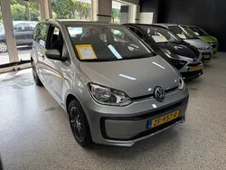 Grijs, metallic lak Gebruikt 2019 VW up! move up! Hatchback | € 8.750 (Eerlijke prijs)