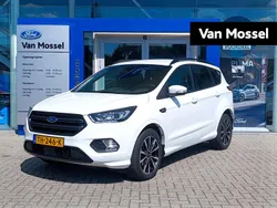 Wit Gebruikt 2018 Ford Kuga ST-Line SUV | € 18.845 (Iets duurder)