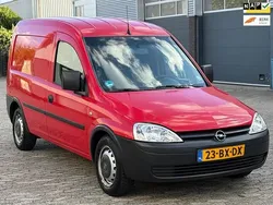 Rood Gebruikt 2006 Opel Combo MPV | € 1.499 (Eerlijke prijs)