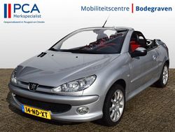 Grijs Gebruikt 2003 Peugeot 206 Cabriolet | € 4.495