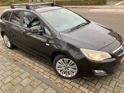 Zwart Gebruikt 2012 Opel Astra Stationwagen | € 3.500 (Eerlijke prijs)