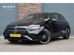 Zwart Gebruikt 2023 Mercedes A250 AMG line Hatchback | € 39.500 (Iets duurder)
