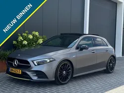 Grijs Gebruikt 2019 Mercedes A200 AMG Hatchback | € 29.995 (Duur)