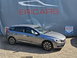 Grijs Gebruikt 2018 Volvo V60 Dynamic Stationwagen | € 19.750 (Eerlijke prijs)