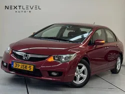 Rood Gebruikt 2009 Honda Civic Elegance Sedan | € 5.200 (Eerlijke prijs)