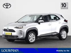 Zilver, metallic lak Gebruikt 2023 Toyota Yaris Cross Active SUV | € 24.945 (Goede deal)