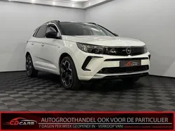 Wit, metallic lak Gebruikt 2024 Opel Grandland X Ultimate SUV | € 29.950 (Goede deal)