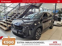 Zwart Nieuw 2025 Toyota Yaris Cross Comfort SUV | € 33.990 (Goede deal)