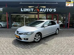 Grijs, metallic lak Gebruikt 2011 Honda Civic Elegance Sedan | € 7.499 (Eerlijke prijs)