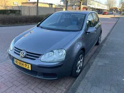 Grijs Gebruikt 2005 VW Golf IV Hatchback | € 2.995 (Iets duurder)
