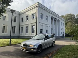 Grijs Gebruikt 2001 BMW 320 Executive Stationwagen | € 3.950 (Eerlijke prijs)