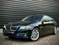 Zwart / black sapphire metallic (475) Gebruikt 2015 BMW 530 Comfort Edition Sedan | € 14.950 (Eerlijke prijs)
