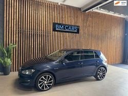 Blauw Gebruikt 2016 VW Golf VII LOUNGE Hatchback | € 10.995 (Goede deal)