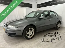 Grijs Gebruikt 2002 Seat Toledo Stella Sedan | € 1.899